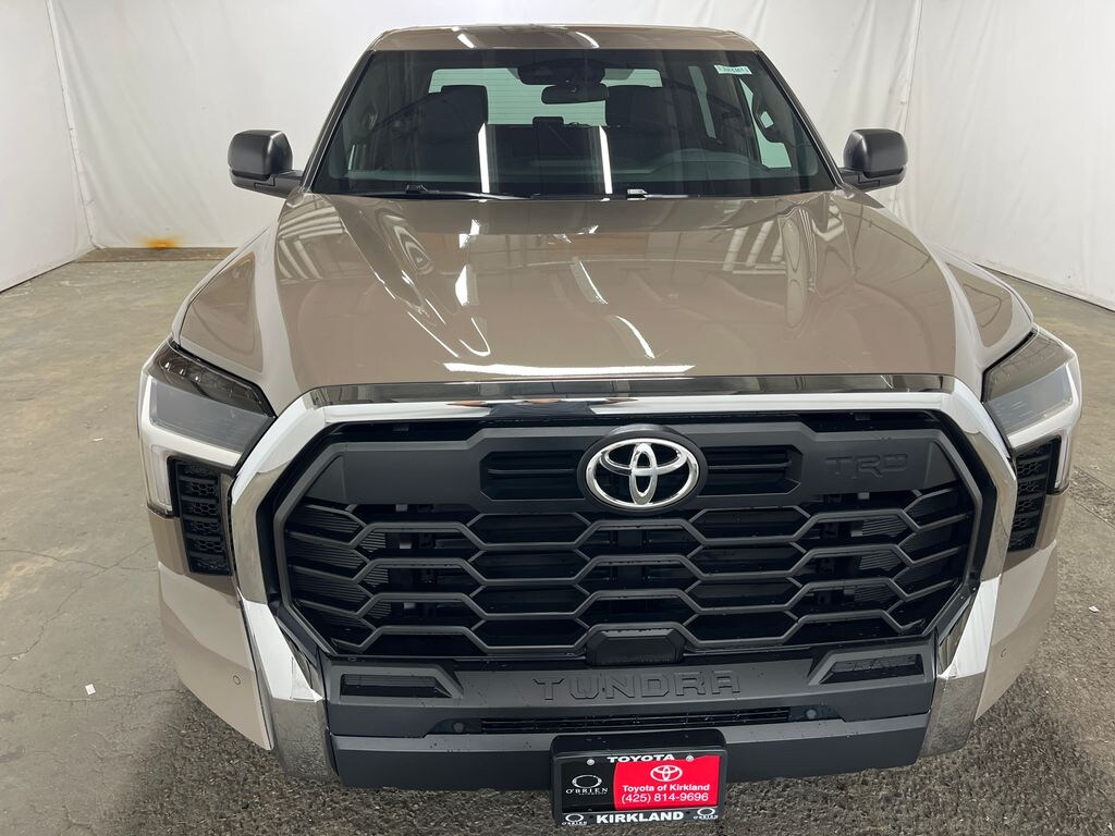 New 2026 Toyota Tundra SR5 SR5 CREWMAX 6.5