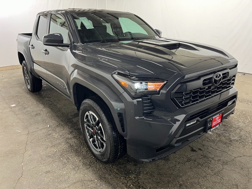 2026 Toyota Tacoma TRD Sport's photo