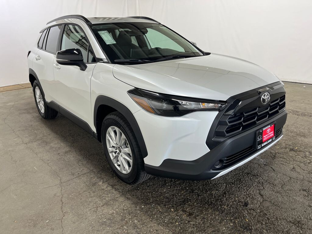Used 2026 Toyota Corolla Cross LE SUV