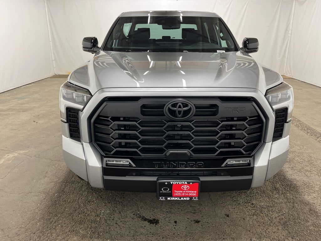 New 2026 Toyota Tundra Limited LIMITED CREWMAX 5.5
