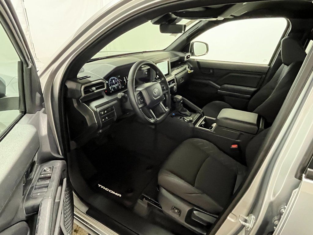 2026 Toyota Tacoma SR5 - Photo 10