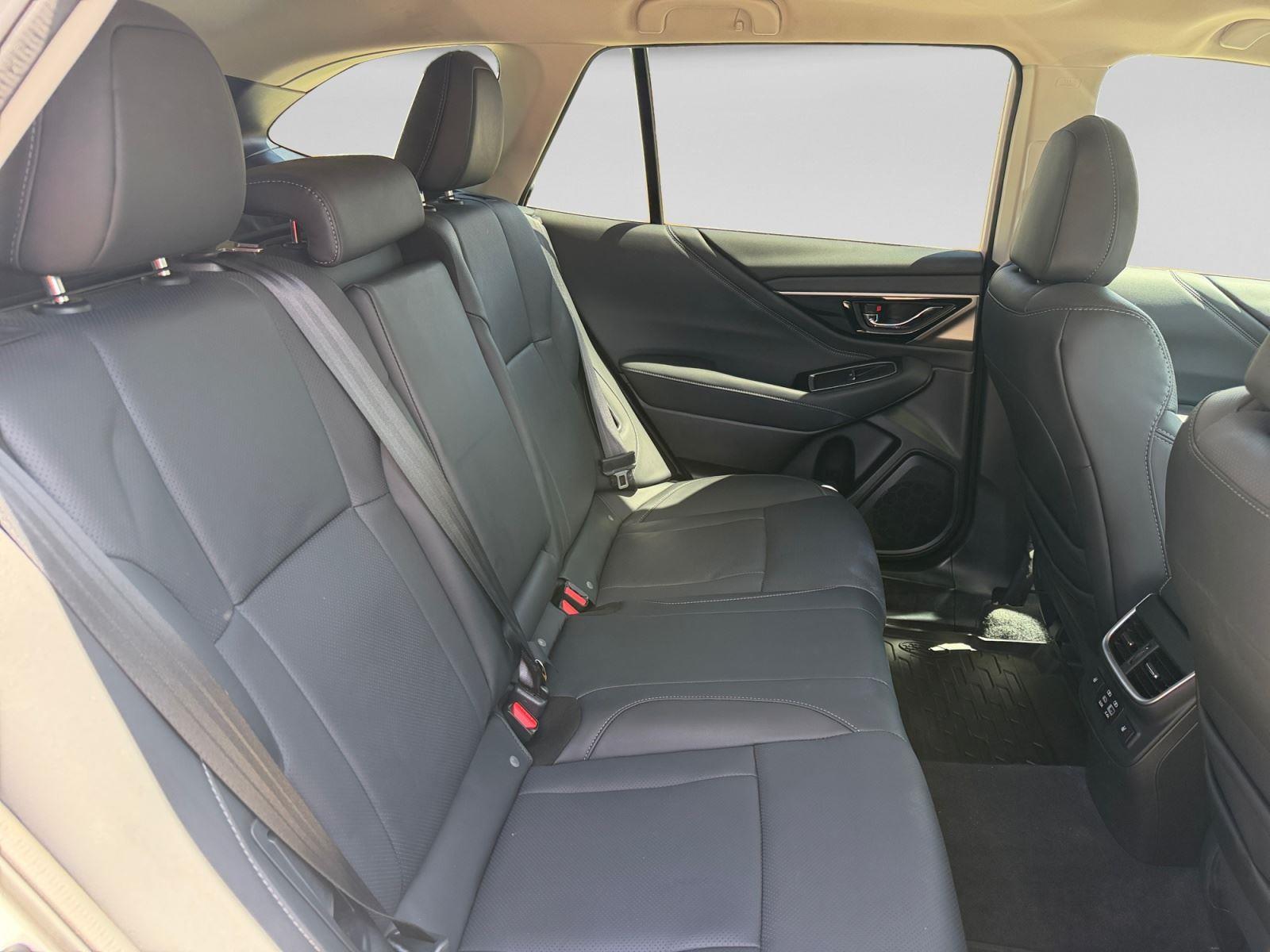 2025 Subaru Outback Limited - Photo 23