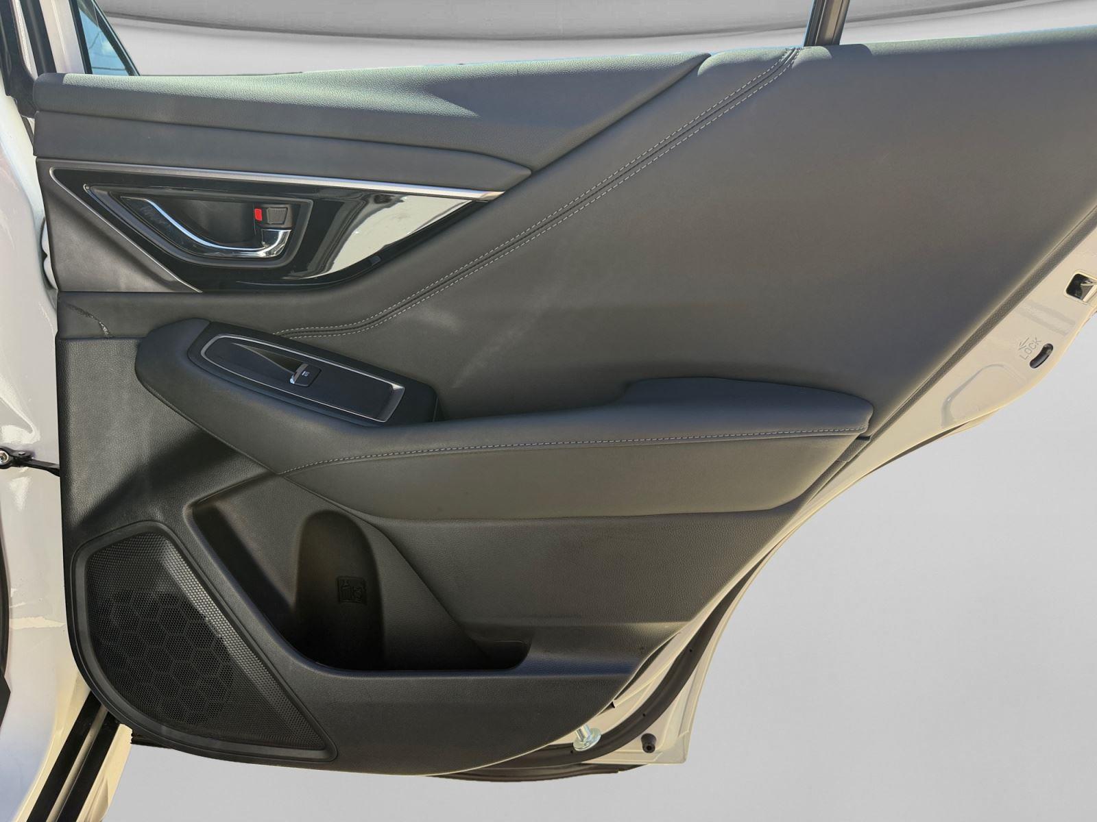 2025 Subaru Outback Limited - Photo 24