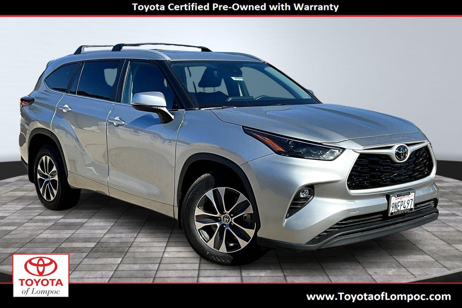 2024 Toyota Highlander XLE's photo