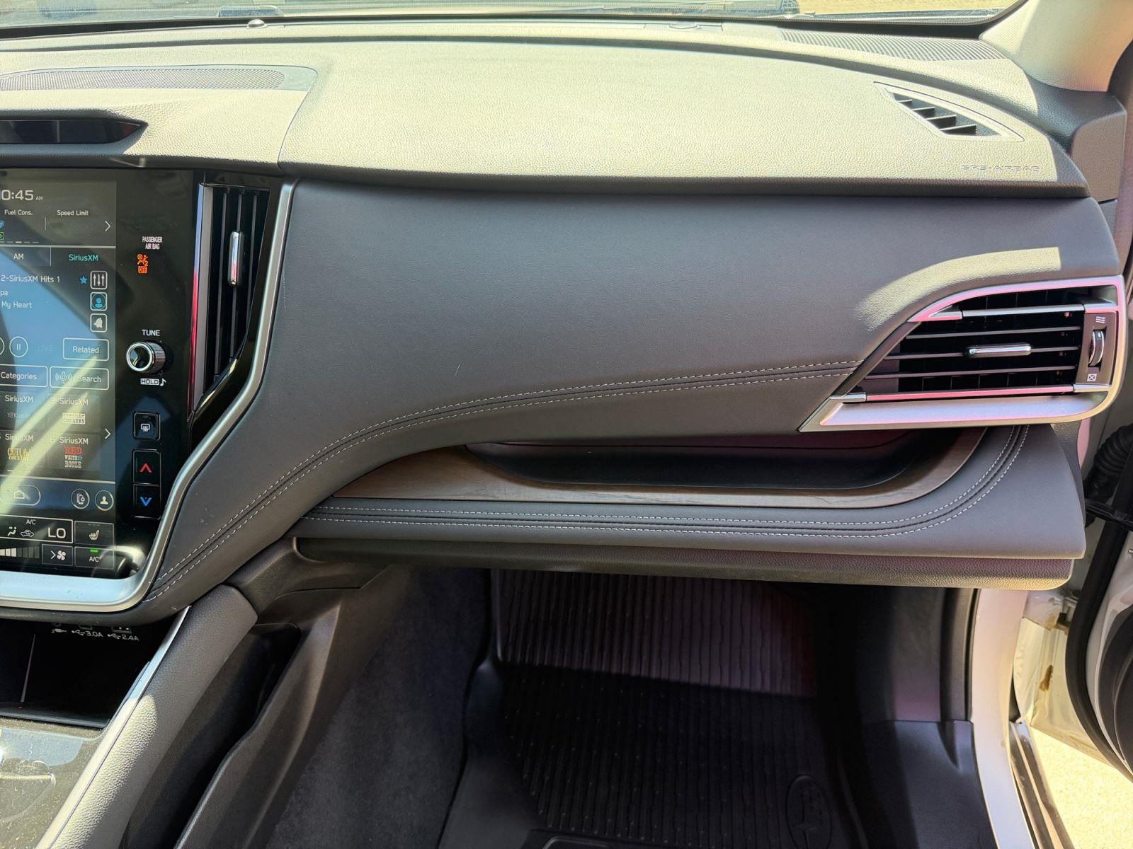 2025 Subaru Outback Limited - Photo 26