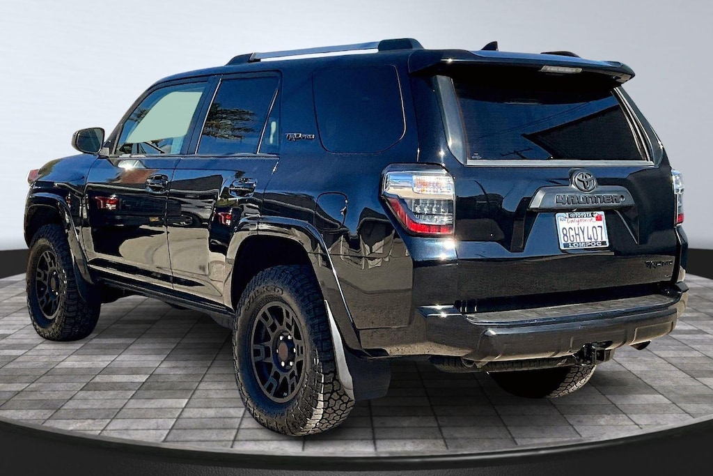 Used 2018 Toyota 4Runner SR5 SUV