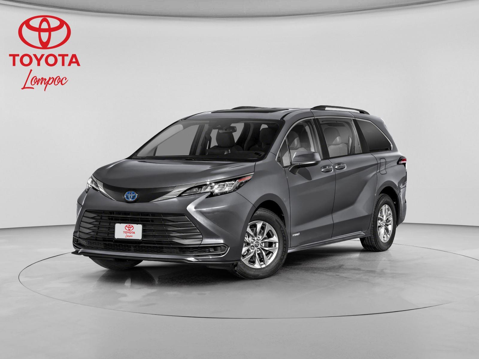 2023 Toyota Sienna LE 8-Passenger Hybrid AWD's photo