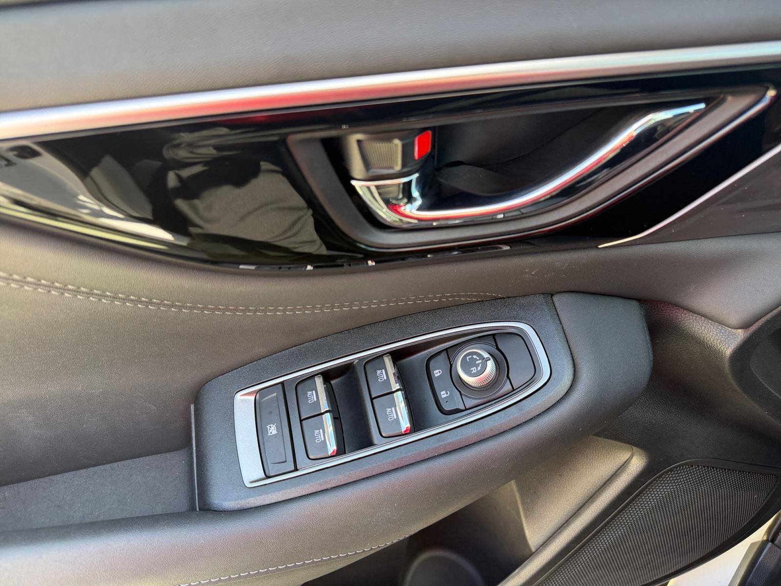 2025 Subaru Outback Limited - Photo 15