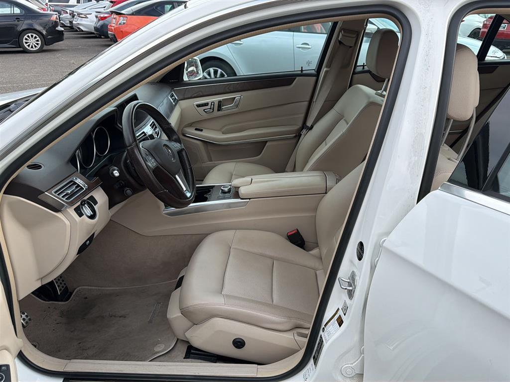 2016 Mercedes Benz E 350 Sport photo 3