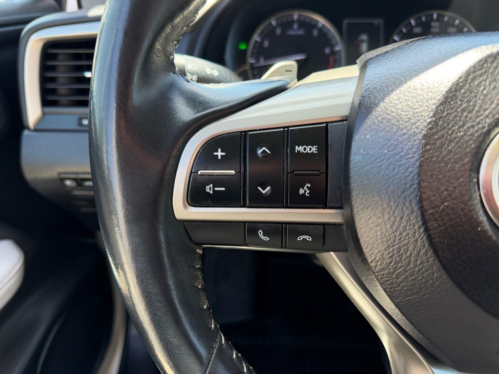 2021 Lexus RX 350 - Photo 9