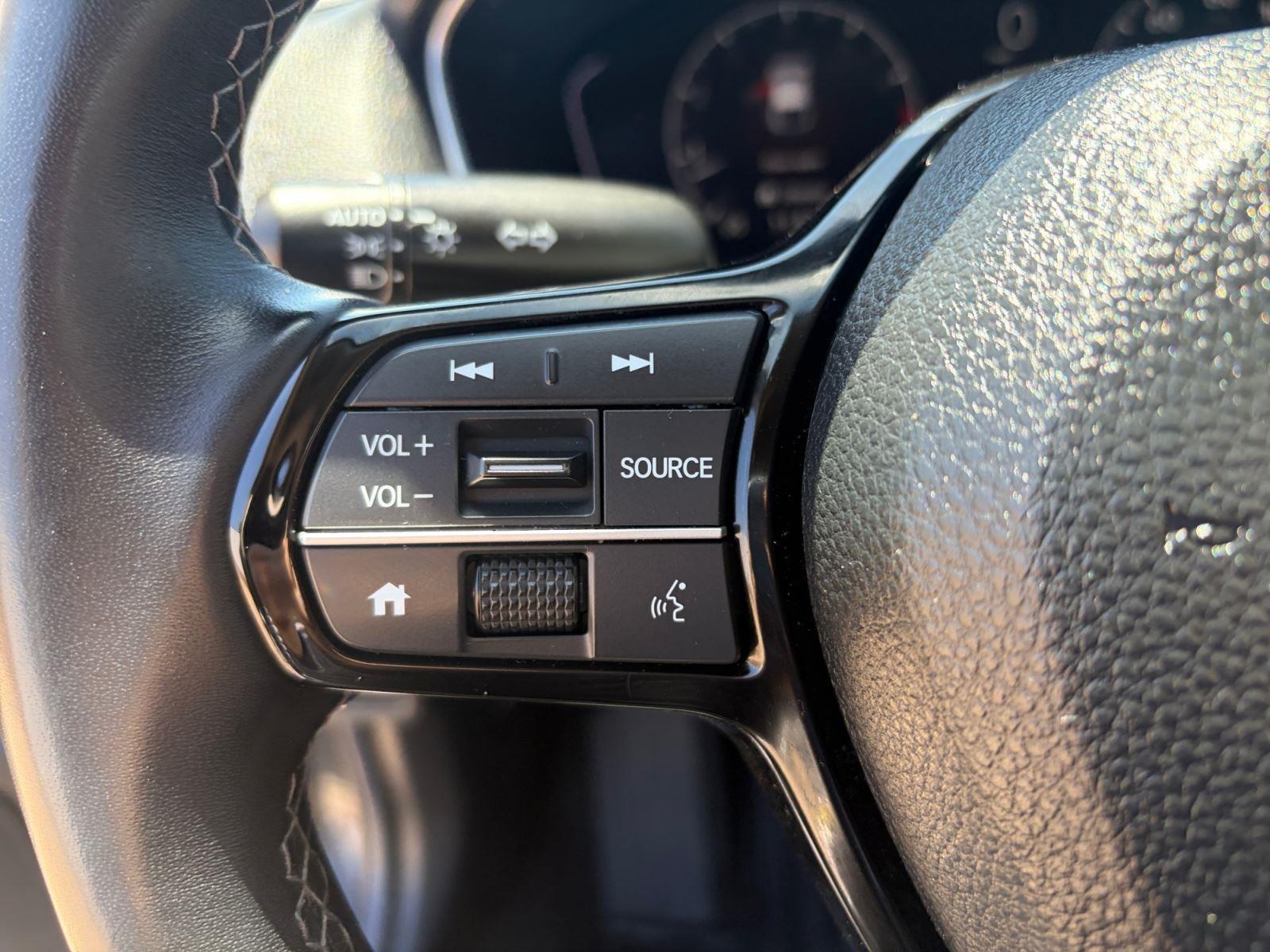 2023 Honda Civic Hatchback EX-L - Photo 9