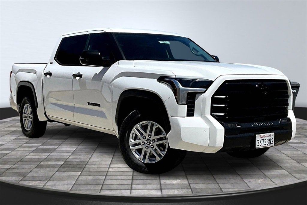 2022 Toyota Tundra SR5 3.5L V6