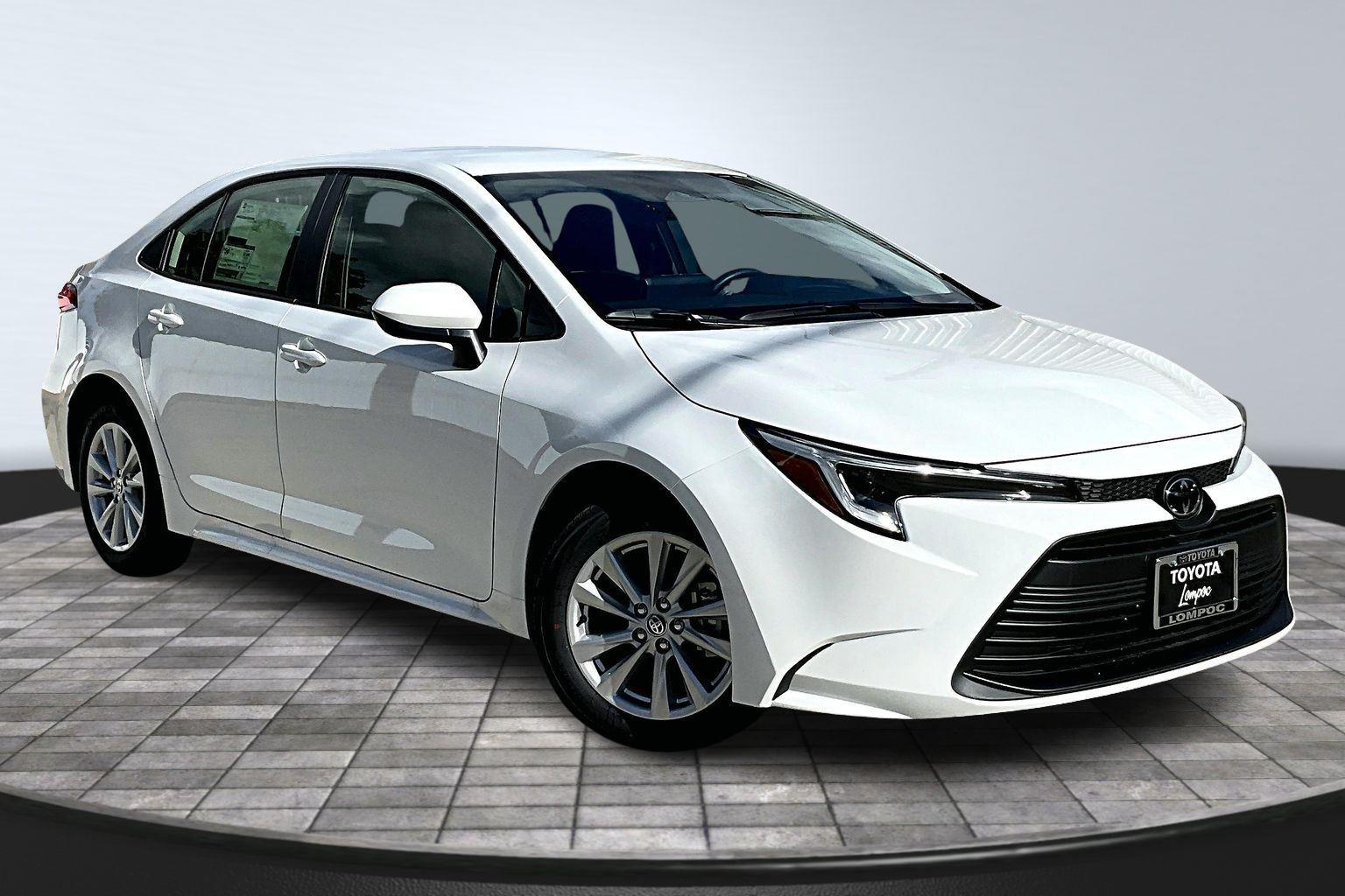 2026 Toyota Corolla LE's photo