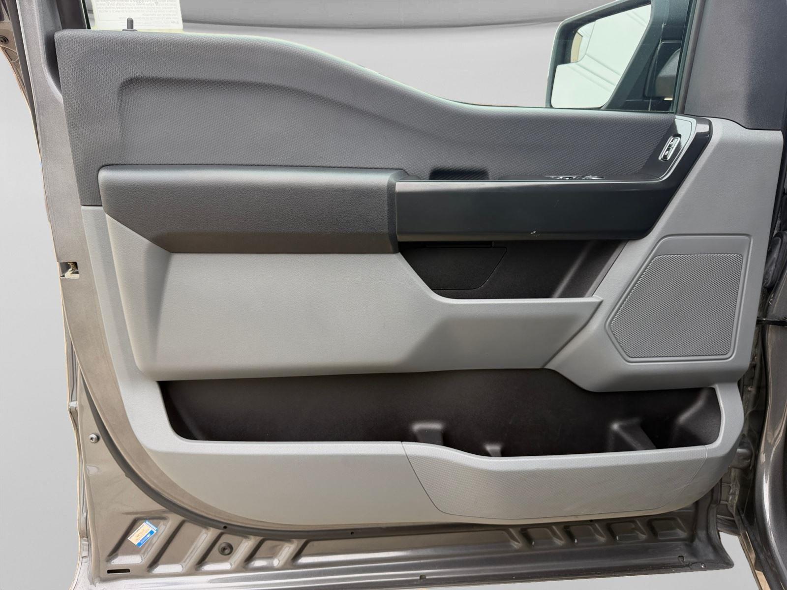 2023 Ford F-150 XL - Photo 16