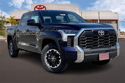 2025 Toyota Tundra SR5 SR5 CREWMAX 5.5