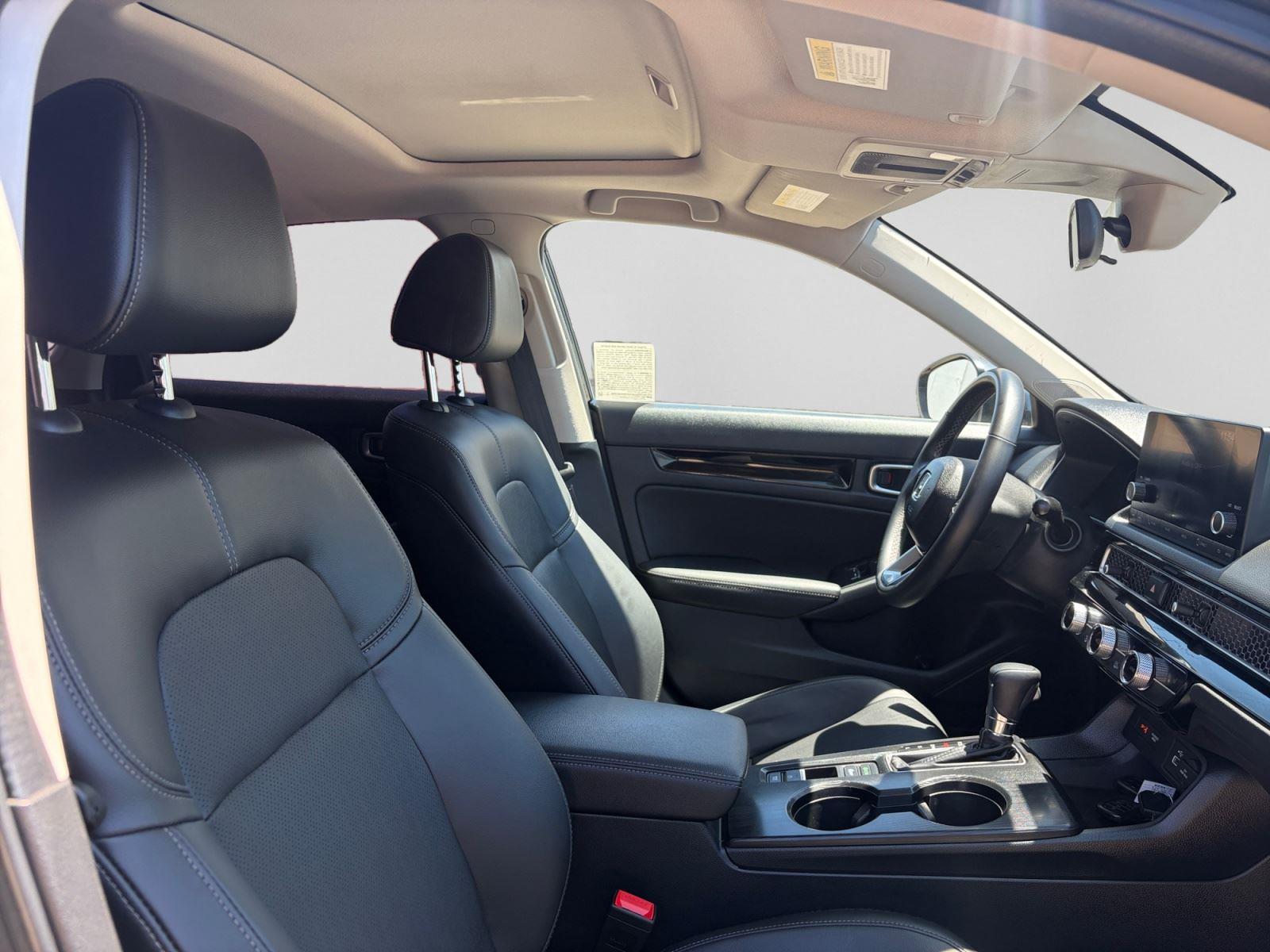 2023 Honda Civic Hatchback EX-L - Photo 25