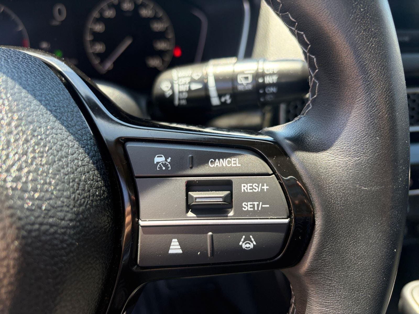 2023 Honda Civic Hatchback EX-L - Photo 10