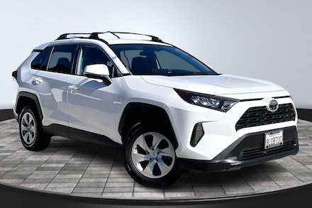 2019 Toyota RAV4 LE SUV