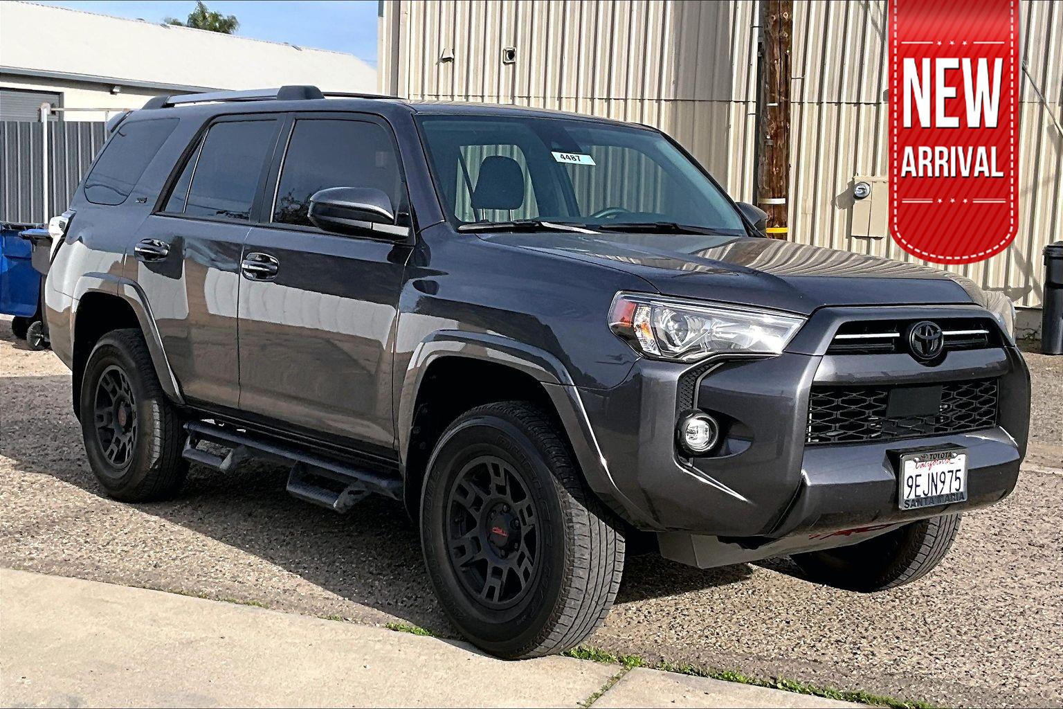 2023 Toyota 4Runner SR5's photo