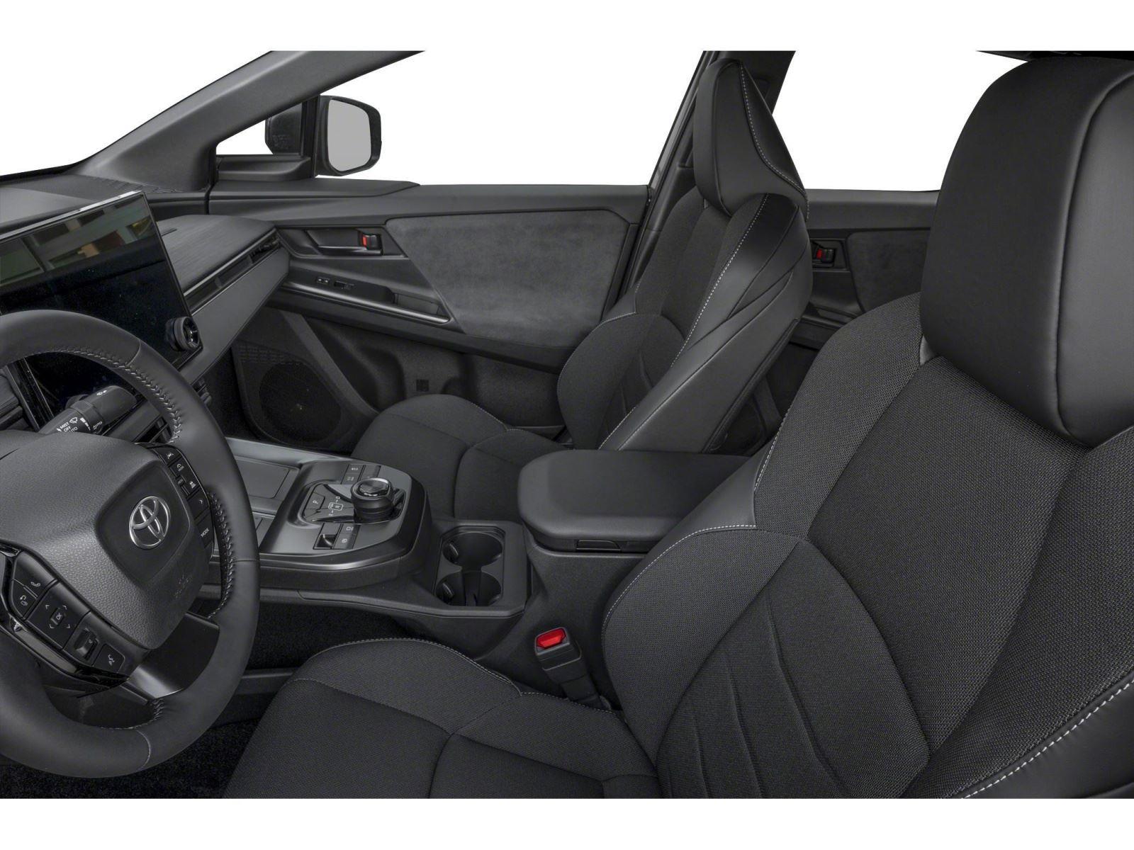 2026 Toyota C-HR SE - Photo 6