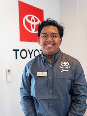Staff member Gerson Ramos from ID_e21ec2a67b2f
