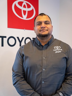 Staff member Marcos Flores from ID_e21ec2a67b2f