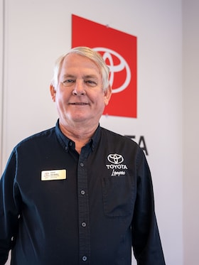 Staff member Dave Ernberg from ID_71957ed01dc0