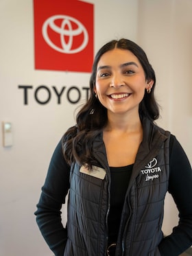 Staff member Ava Arias from ID_02a9336f9a0b