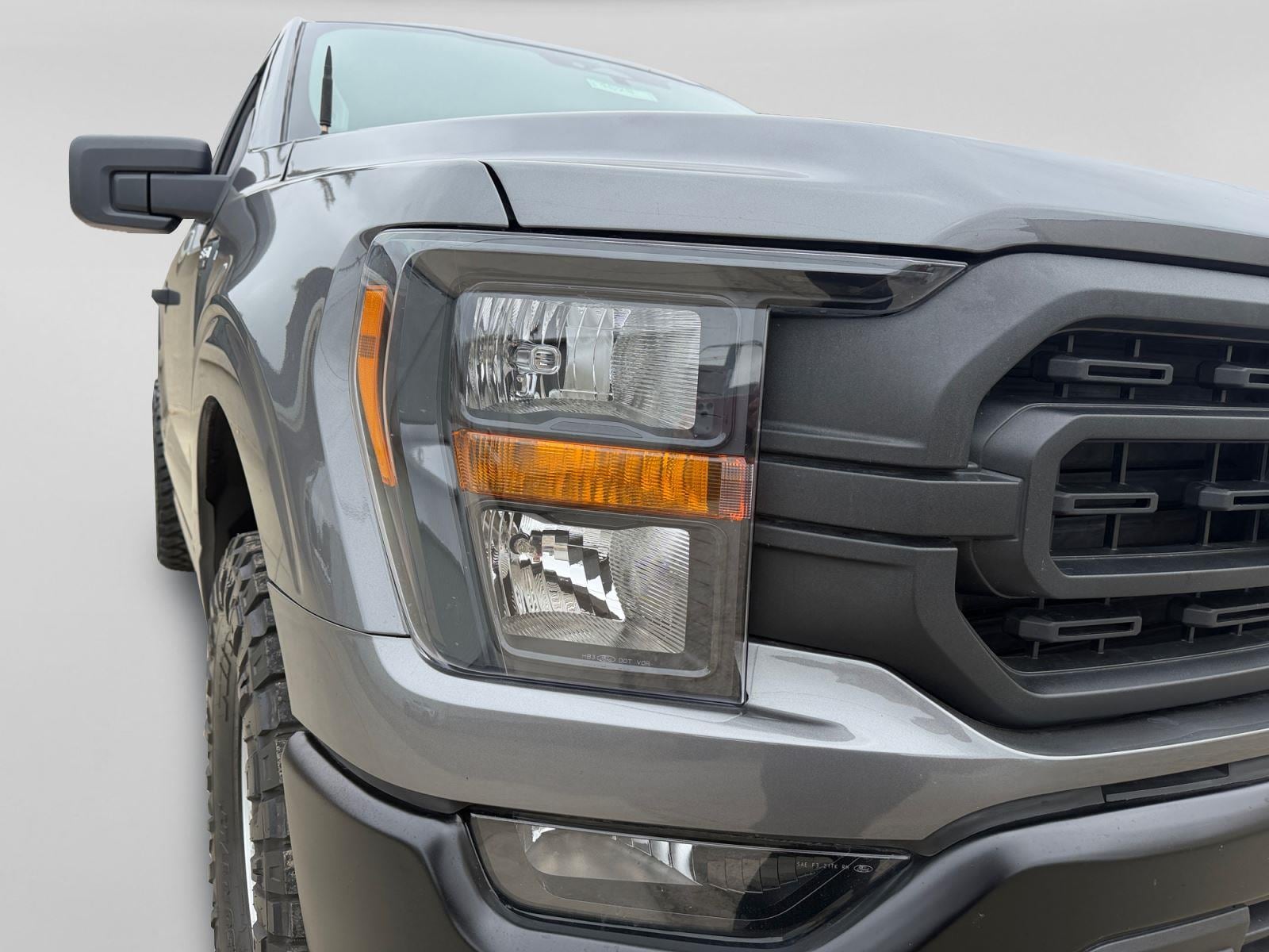 2023 Ford F-150 XL - Photo 23