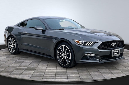 2017 Ford Mustang EcoBoost Coupe