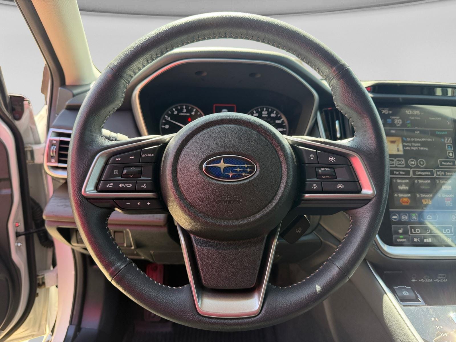 2025 Subaru Outback Limited - Photo 8