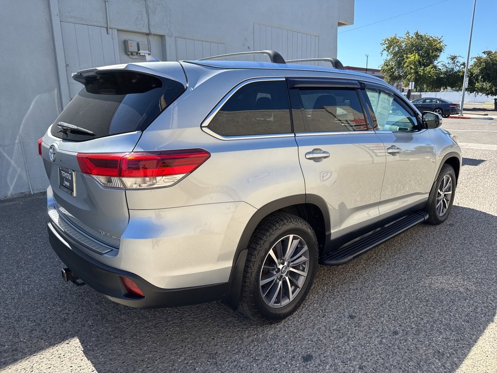 Certified 2019 Toyota Highlander XLE with VIN 5TDJZRFH0KS700709 for sale in Lompoc, CA