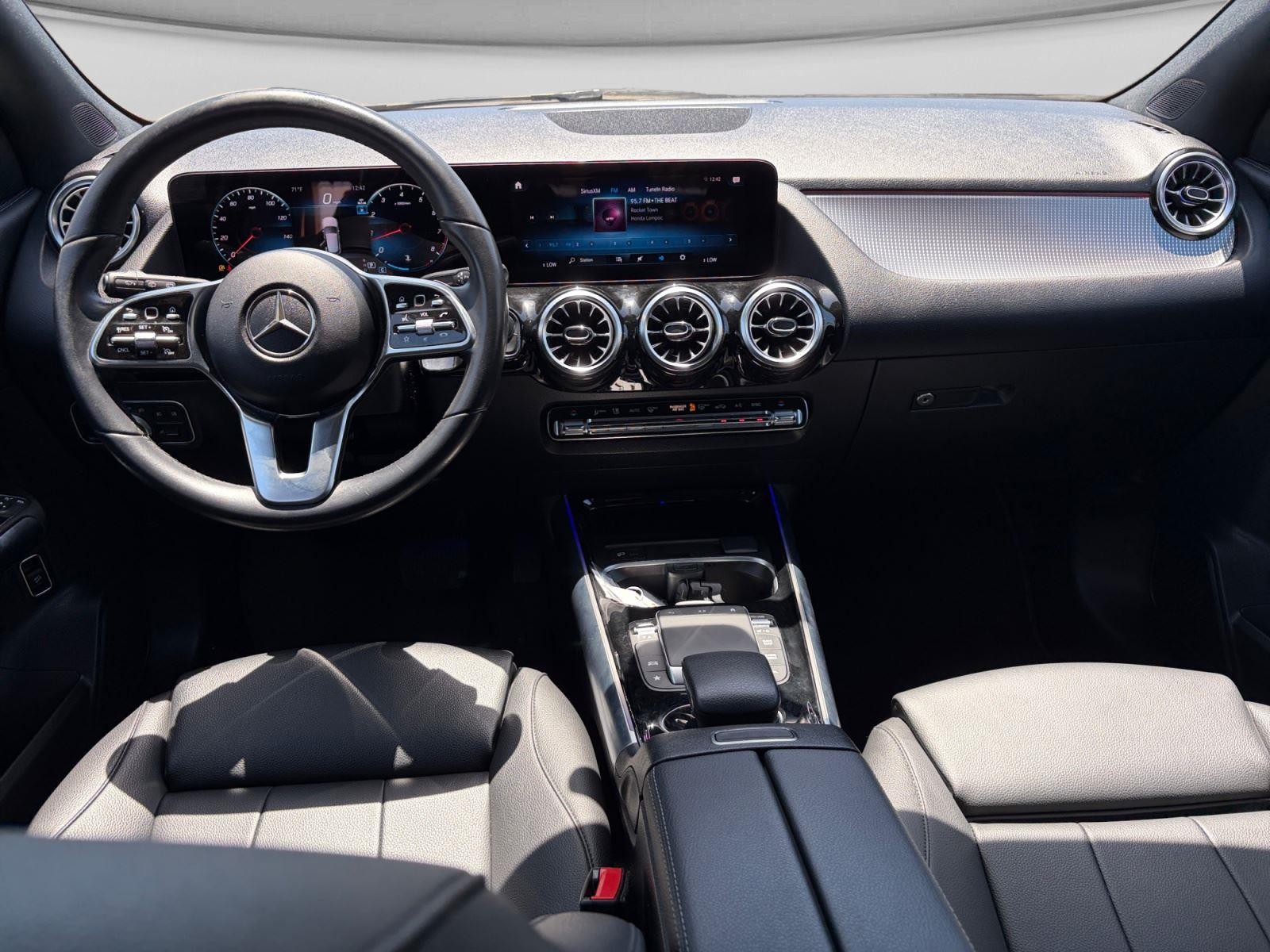2023 Mercedes-Benz GLA Base - Photo 18