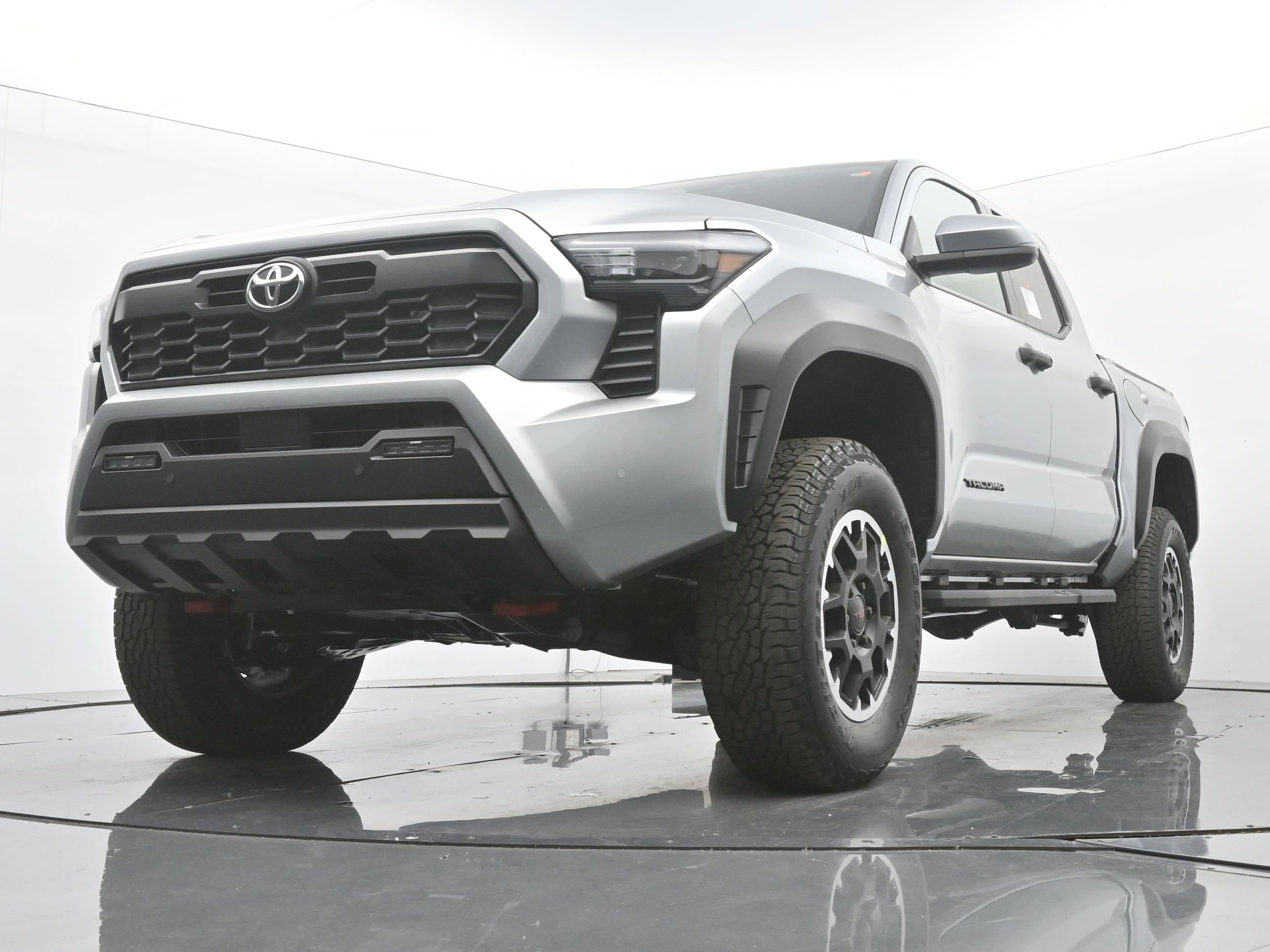 2025 Toyota Tacoma TRD Off Road - Photo 15