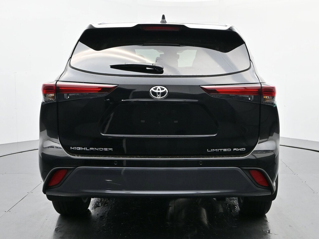 New 2025 Toyota Highlander Limited LIMITED AWD