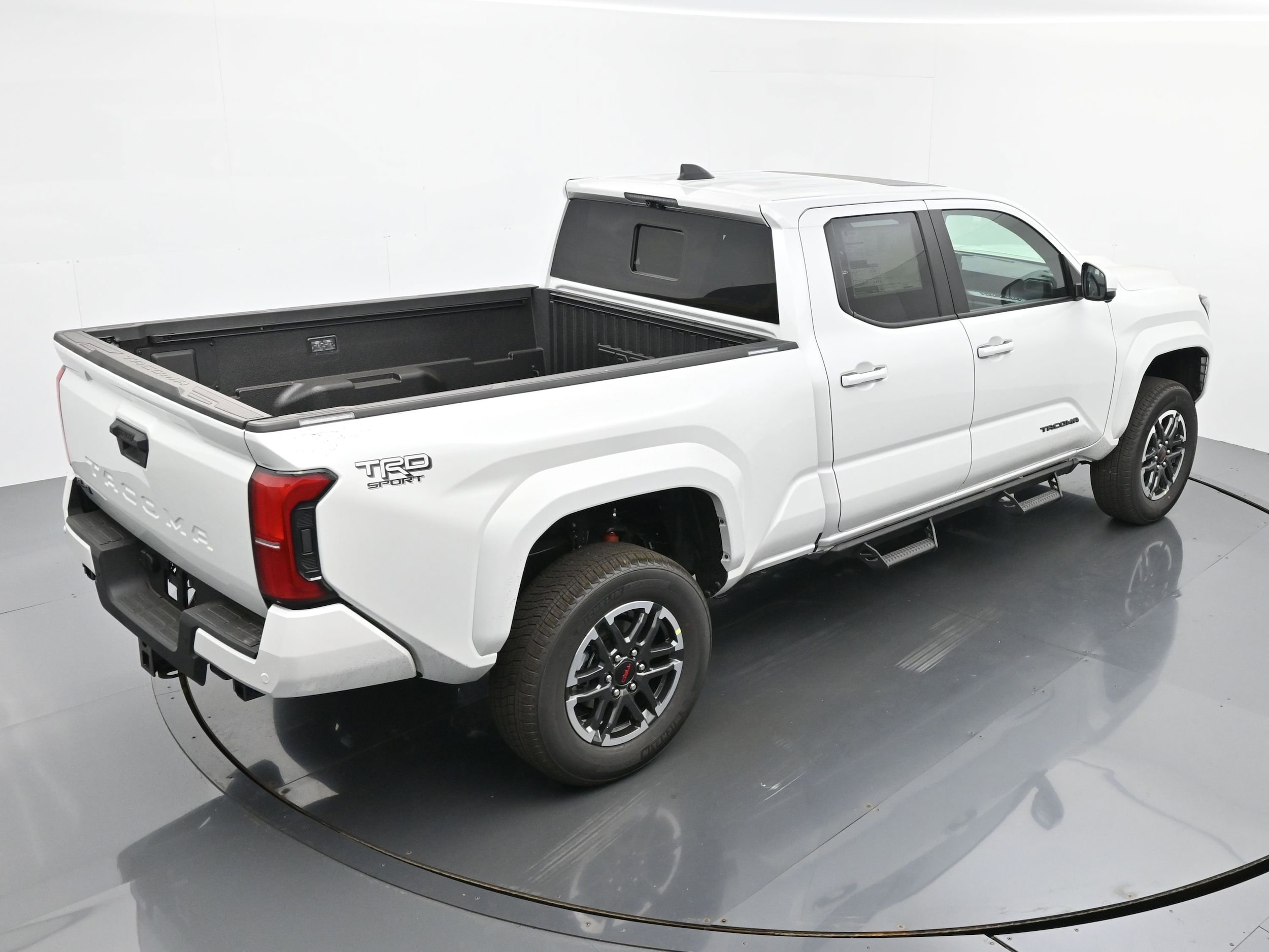 2025 Toyota Tacoma TRD Sport - Photo 27