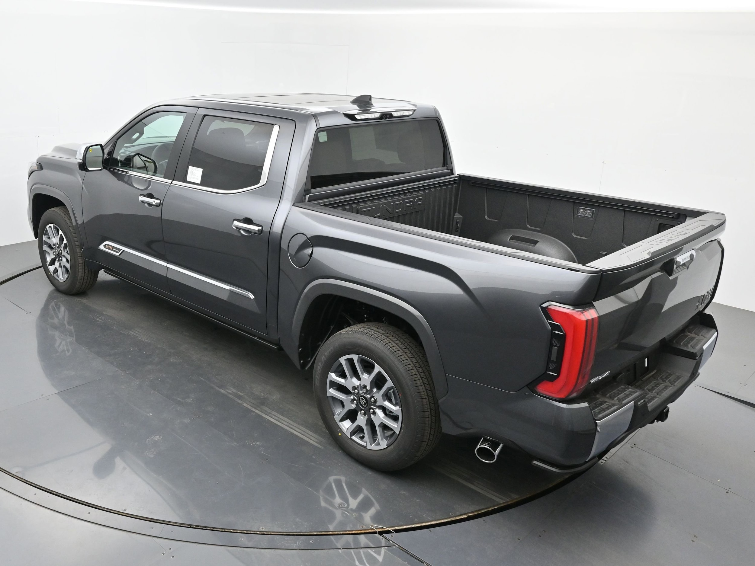 2026 Toyota Tundra 1794 Edition - Photo 21