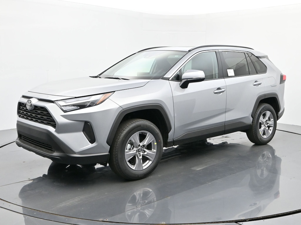 New 2025 Toyota RAV4 XLE XLE AWD SUV