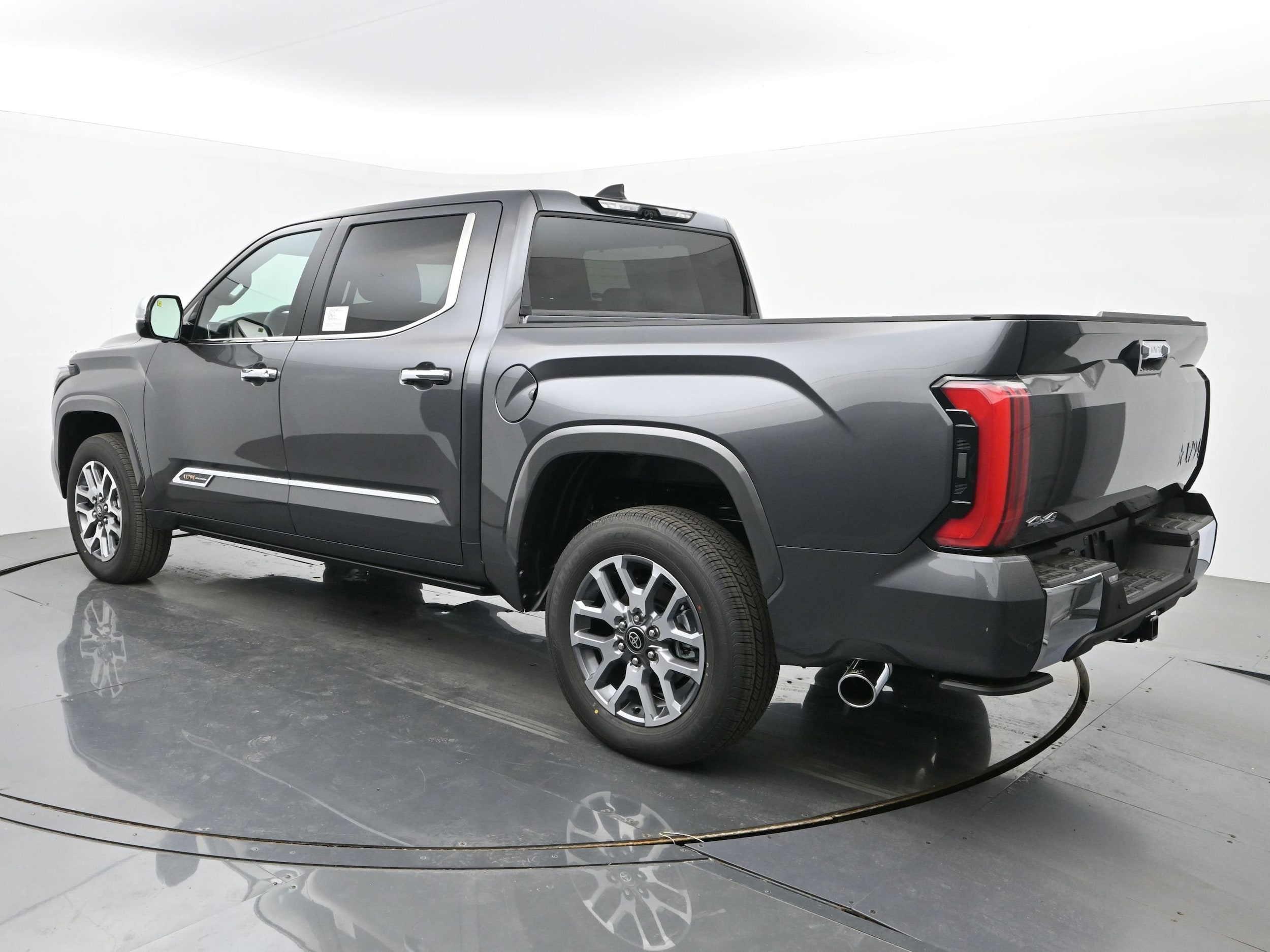 2026 Toyota Tundra 1794 Edition - Photo 2