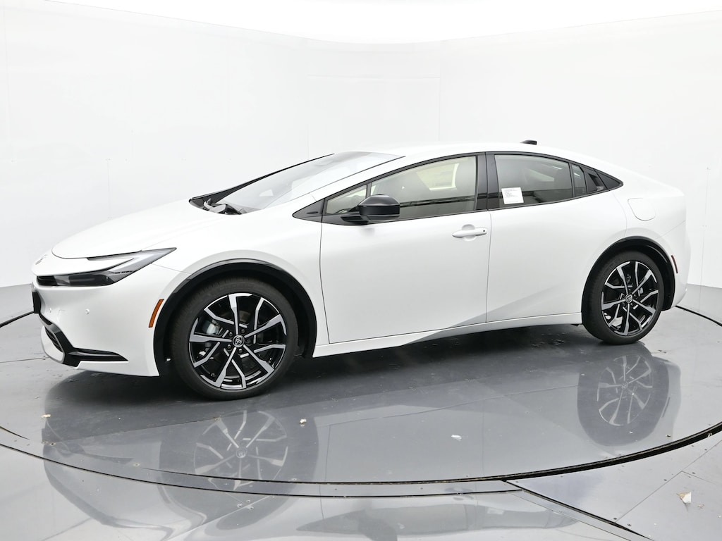 New 2026 Toyota Prius Plug-in Hybrid XSE PLUG-IN HYBRID