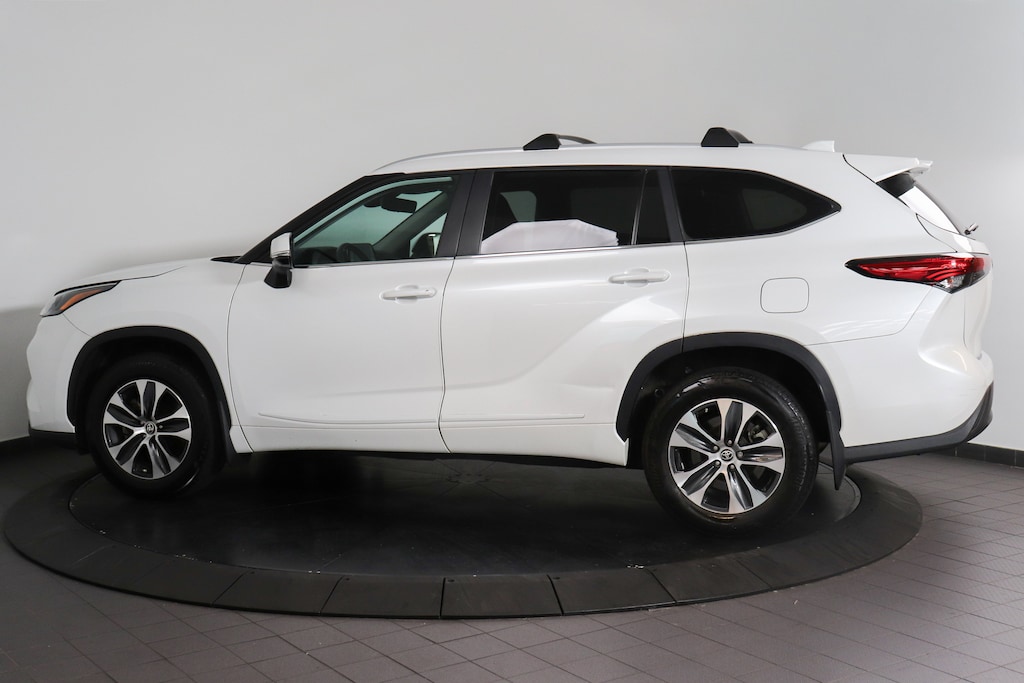 Used 2023 Toyota Highlander XLE SUV