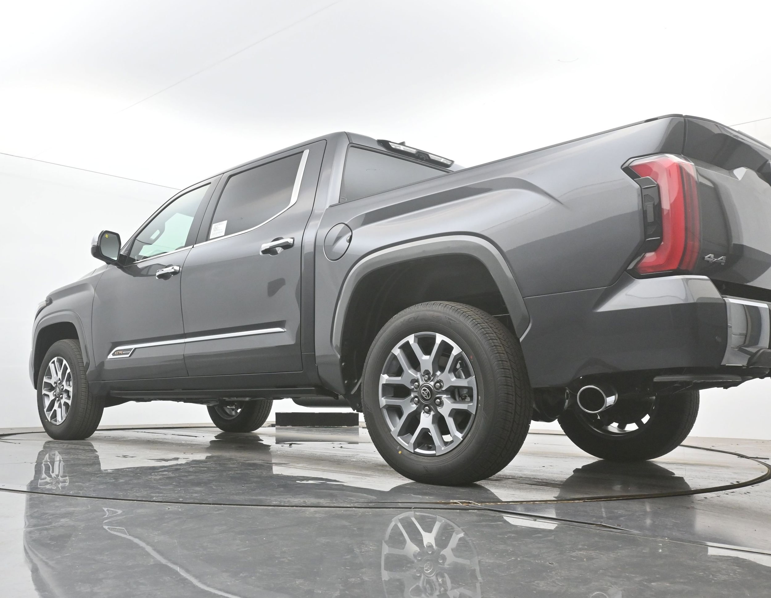 2026 Toyota Tundra 1794 Edition - Photo 15