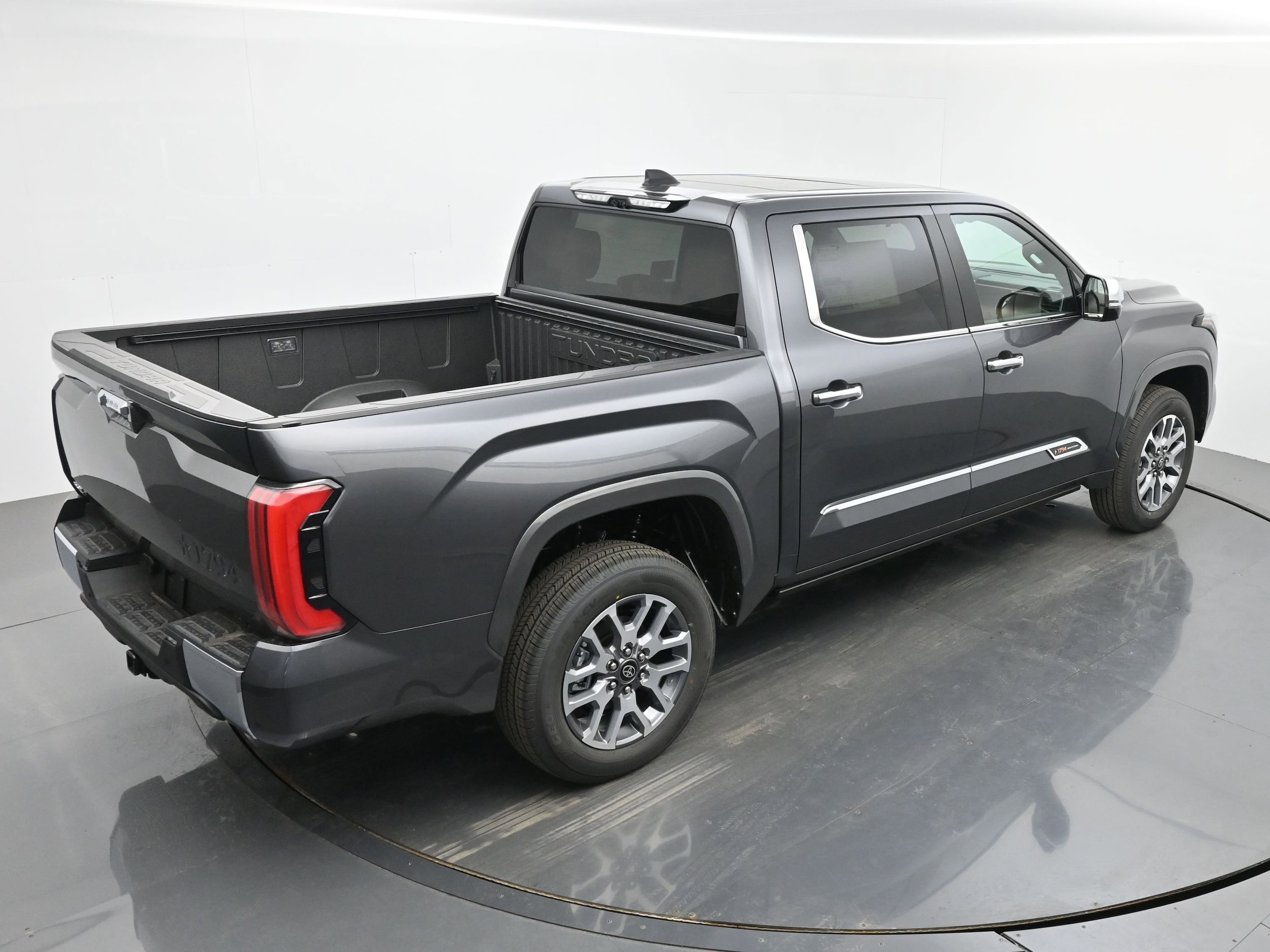 2026 Toyota Tundra 1794 Edition - Photo 23