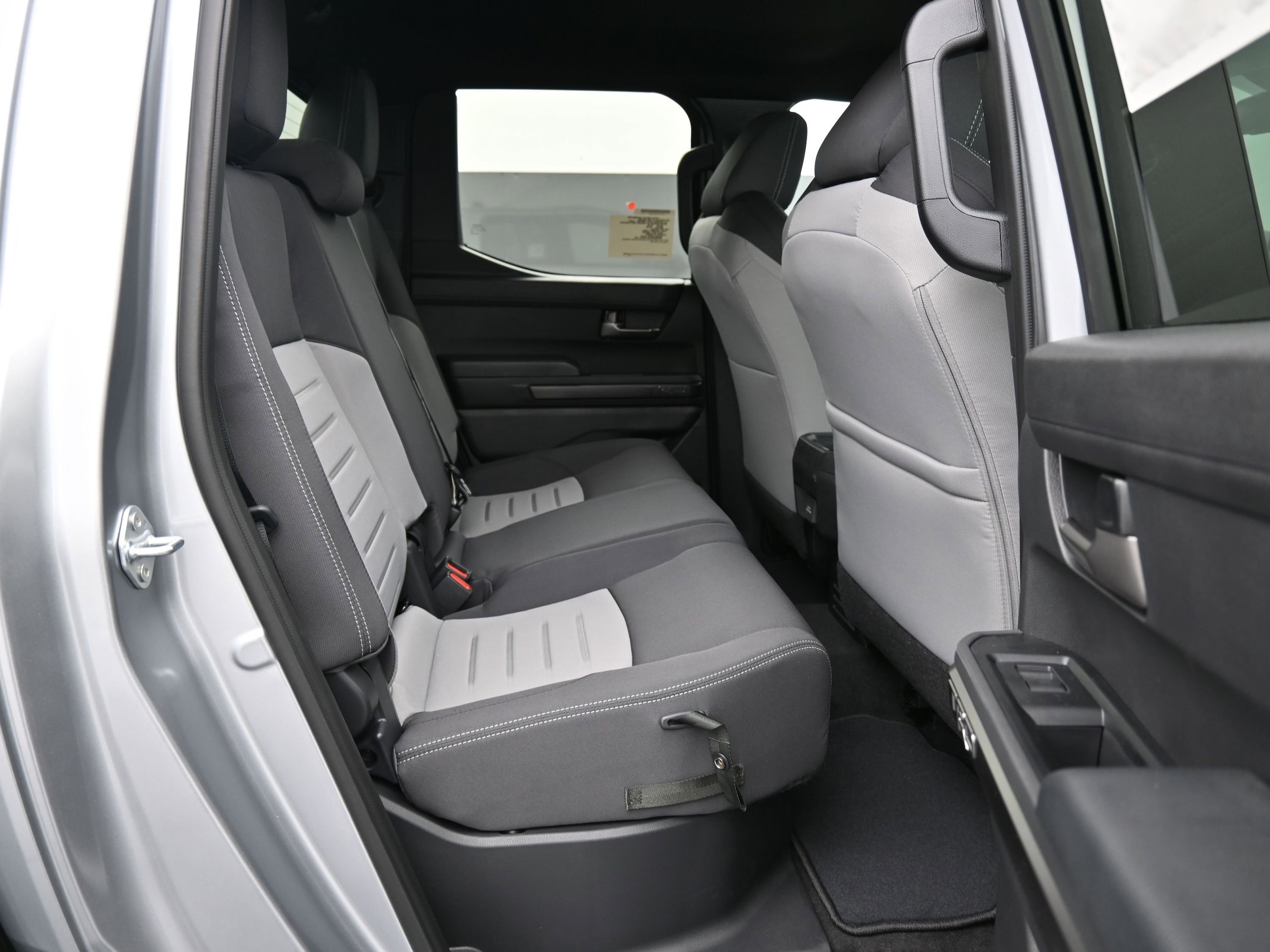 2025 Toyota Tacoma TRD Off Road - Photo 12