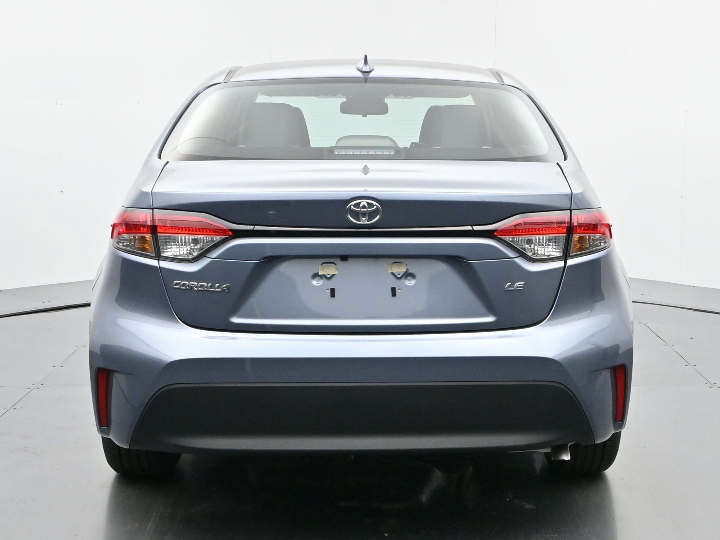 2026 Toyota Corolla LE photo 3