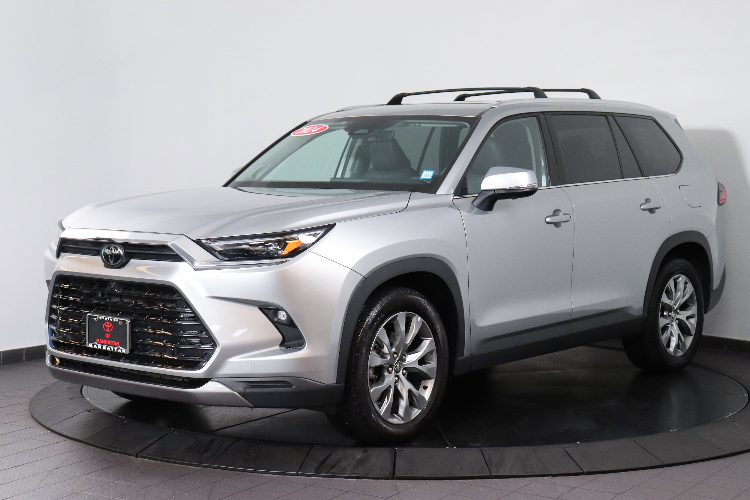 2024 Toyota Grand Highlander Limited's photo
