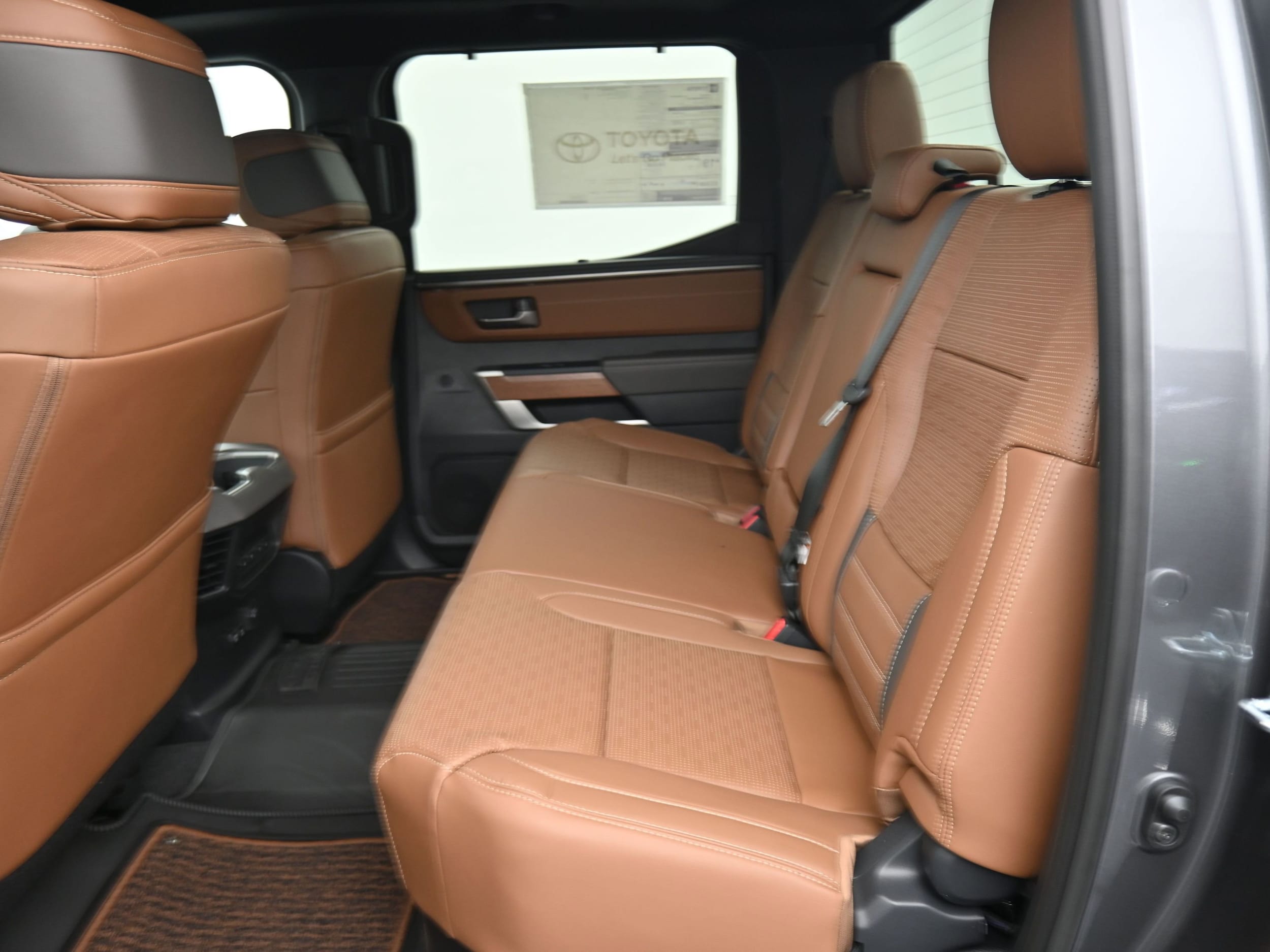2026 Toyota Tundra 1794 Edition - Photo 8