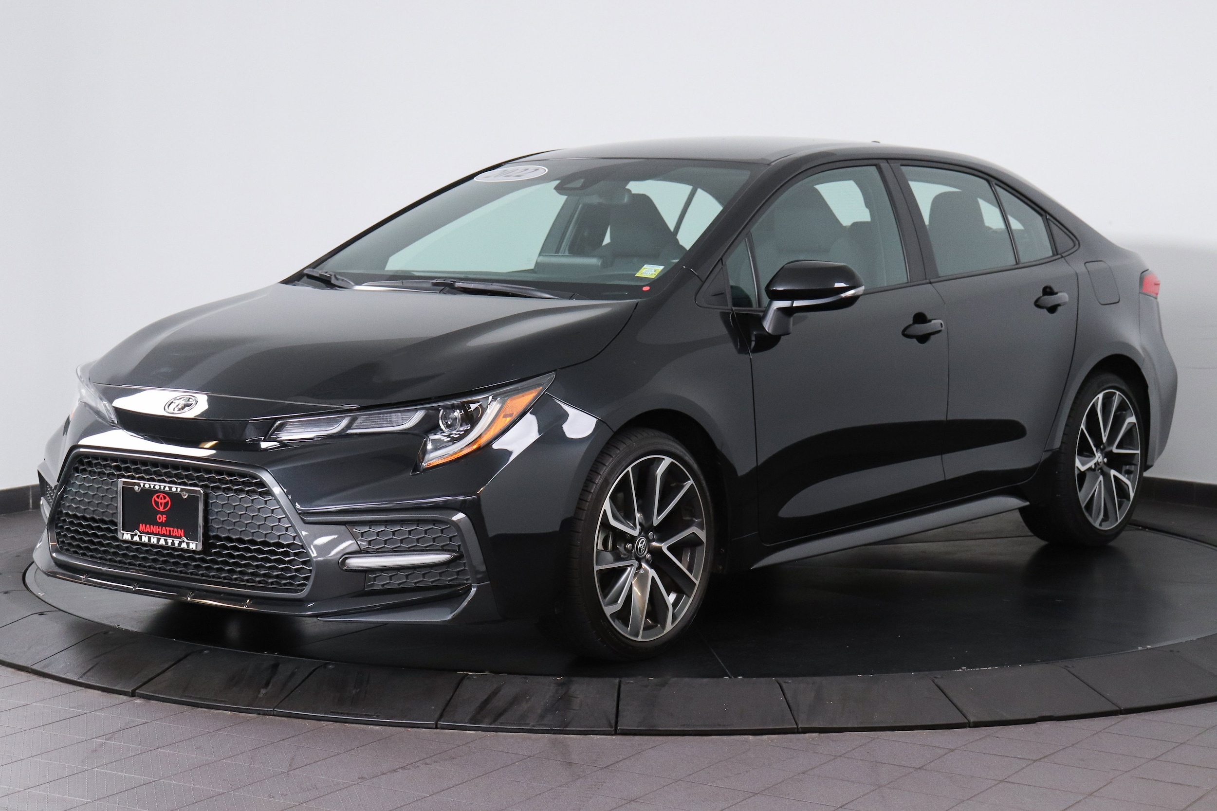 2022 Toyota Corolla SE's photo