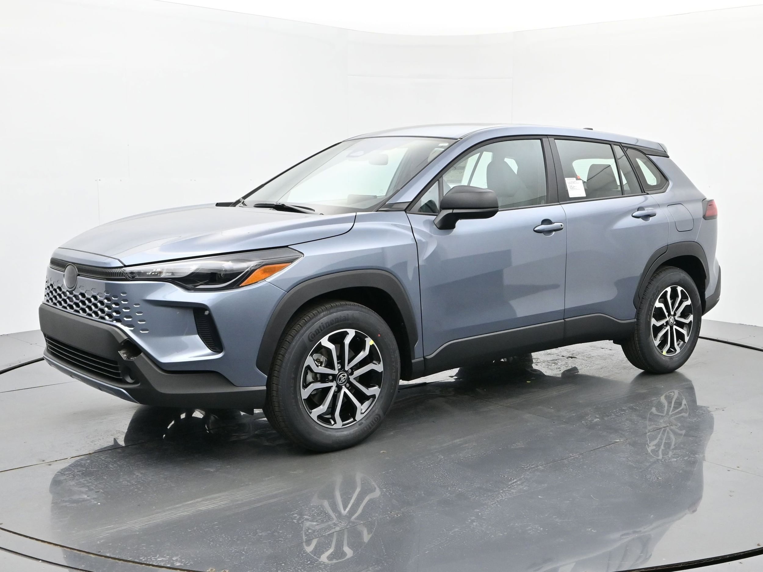 2026 Toyota Corolla Cross S's photo