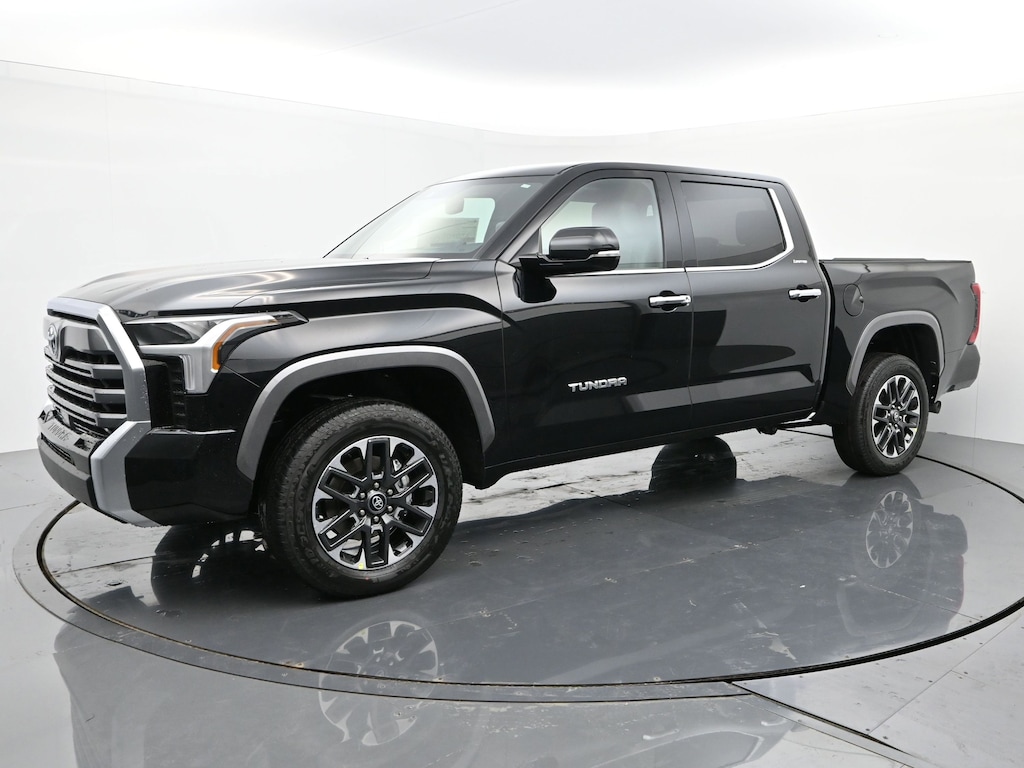 New 2025 Toyota Tundra Limited LIMITED CREWMAX 5.5